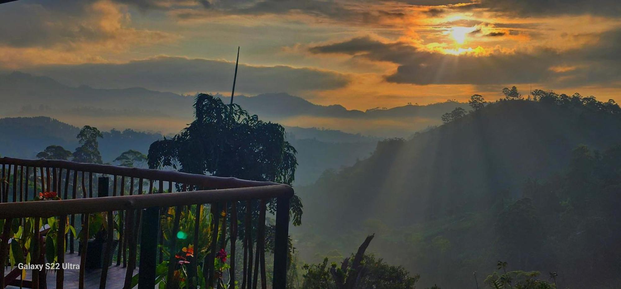 Privatunterkunft Rainbow Sky *